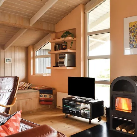 Beautiful Home In Hvide Sande With Sauna Casa vacanze